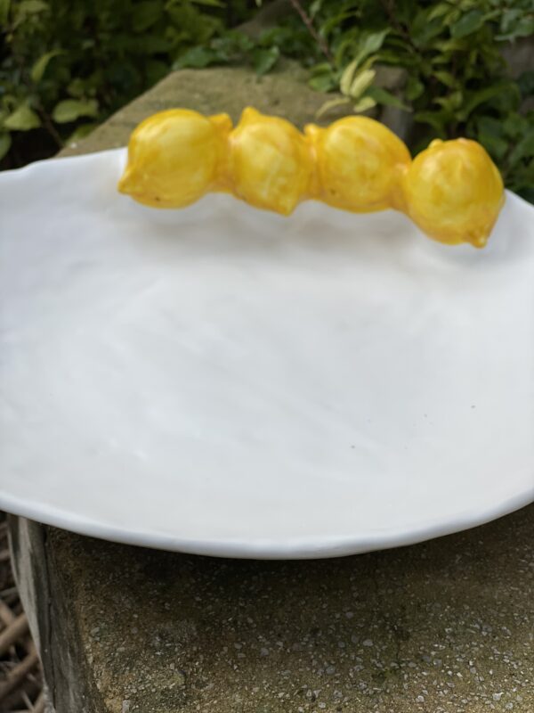 Piatto con limoni a rilievo - immagine 2